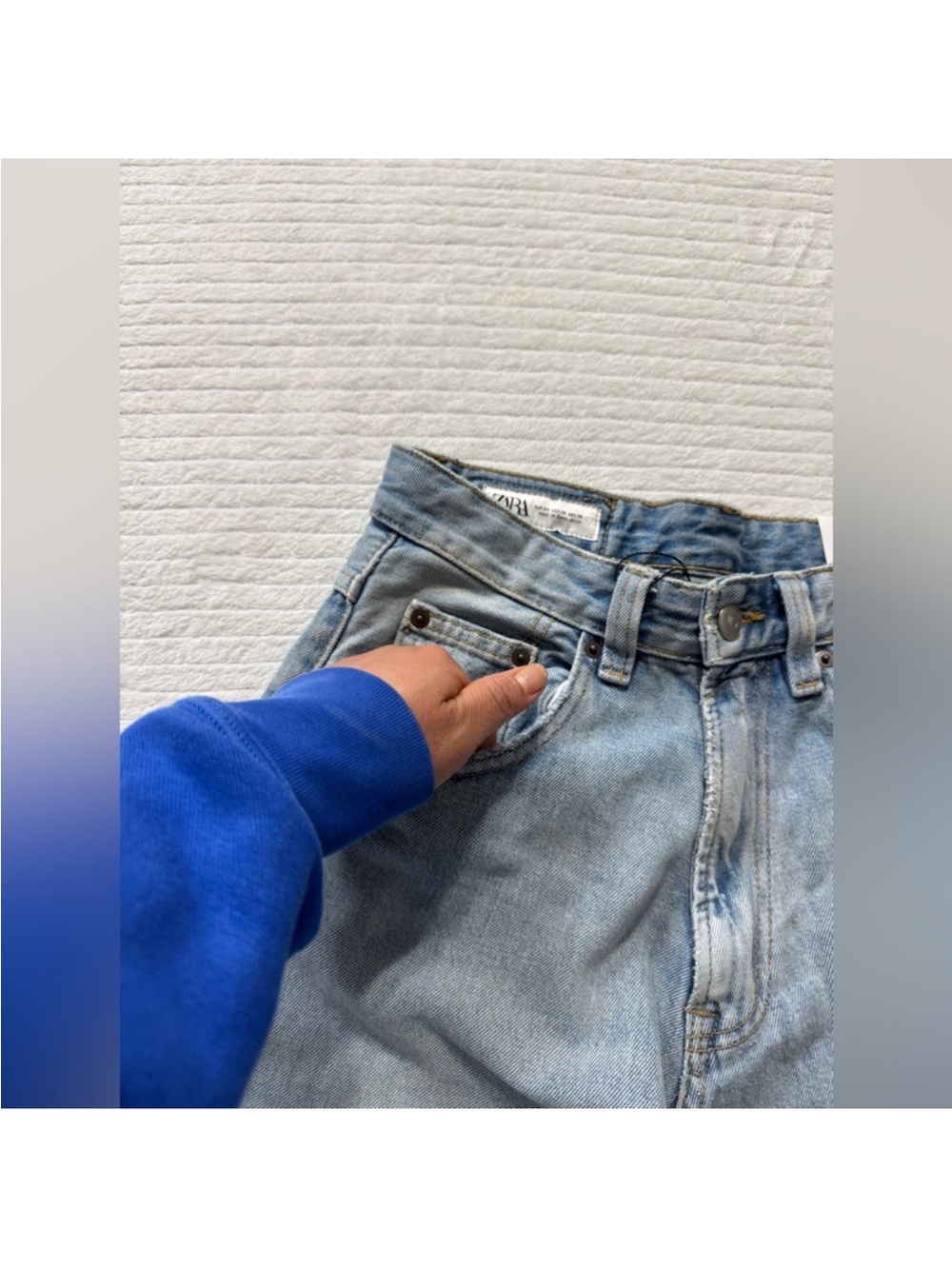 Zara Light Wash Men’s Bootcut Jeans - Picture 5 of 10